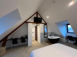 Hotel Aardenburg，位于阿尔登堡的酒店