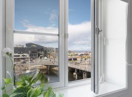 Riverside studioapartment 100m from trainstation!，位于特隆赫姆的住宿