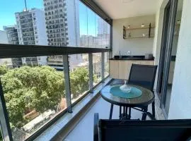 Apartamento Inteiro Novo Praia, 2 Varandas, Piscina e Vista Parcial MAC