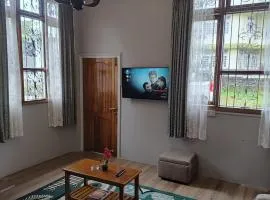 Beaumont Homestay 377