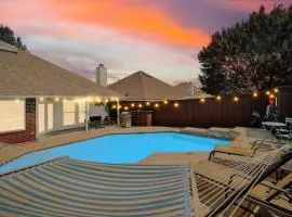 Poolside Summer 5BR 2Bath Home with Gaming Room