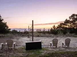 Ocean Front Rockaway Beach 1 Bedroom Condo