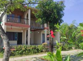 Tổ Homestay，位于Tân Phú的酒店