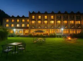 Sagar Resort Manali - #Near Mall Road # Big Parking # Mountain View