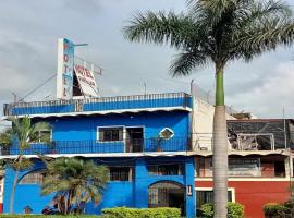 Hotel Familiar Las Palmas，位于Las Varas的酒店
