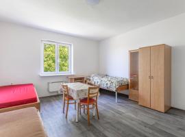 Ubytovna Nika，位于普热罗夫的青旅