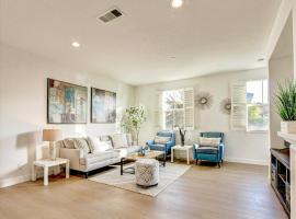 NewBuilt Beautiful 4Bedrooms4Bathrooms nearDisney，位于斯坦顿的酒店