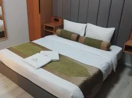 Coral Bay Suite Hotel