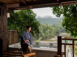 Home Phutoey River Kwai Hotspring & Nature Resort，位于塞友的酒店