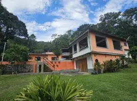 Casa tia Rosa, hospedagem familiar Guapimirim RJ