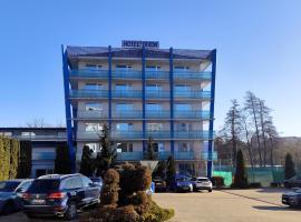 Dixon Resort & Wellness，位于班斯卡-比斯特里察的酒店