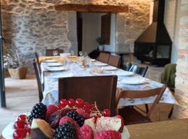Can Freixa，位于Sant Pere de Torelló的酒店