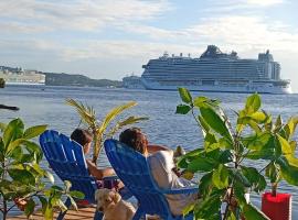 Hotel Victoria s Beach House，位于罗阿坦的酒店