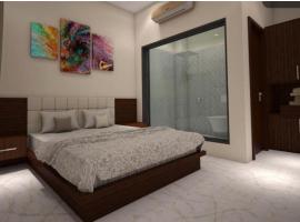 Hotel Dosa plaza，位于乌代浦的酒店