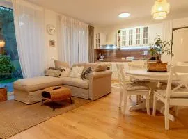 Anur Apartment