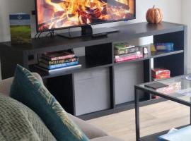 Sarah's Woodland Liverpool Stays，位于锡福斯的酒店