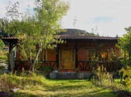Caba&ntilde;ita Las Palmas - El Altar，位于Penipe的木屋