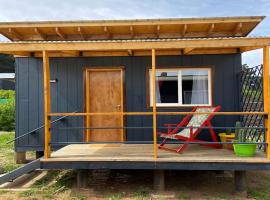 BUHO Cabin Dormitory Parking Wifi，位于奎因塔伊的酒店