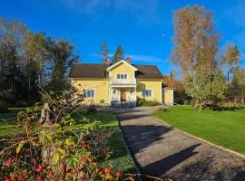 Country house, ideal for large families