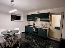 ZANIK Cozy Haven