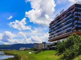 马拉克丽景湾酒店