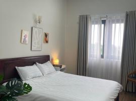 Moc Mien Seaside Homestay & Coffee Doc Let，位于雷特的酒店