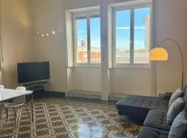 Best Stay-Theatre Suite Apartment
