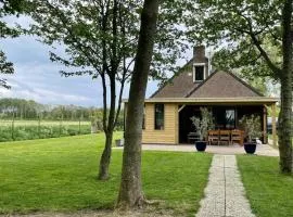 Compleet huisje tussen de weilanden in Ewijk