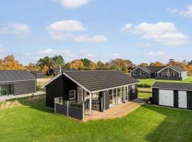 20159-Samso-Solsortevej-26，位于M&aring;rup的高尔夫酒店