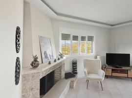 Spacious 3bd Apartment in Lefkakia, Nafplio，位于Lefkakia的酒店