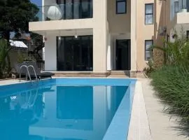 Infinity Villas private pool air transit