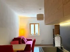 Modern Nest Semogo