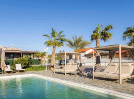 Adonis Resort & Spa，位于爱琴娜岛的酒店