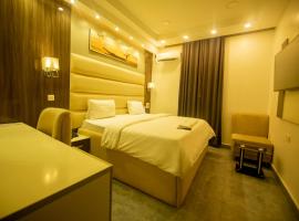 Triz Hotel，位于Okpuno Awka的酒店