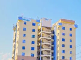 Naivera Membly Star Heights