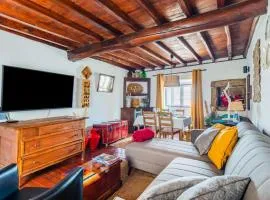 Casa das 10 Janelas at Monsanto