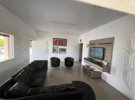 Casa de praia doce lar，位于Atalaia的酒店