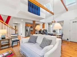 Spacious Ptown Escape | Patio, 2-Car Parking, AC