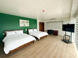 The Nest Bed and Breakfast - Kalibo，位于卡利博的酒店