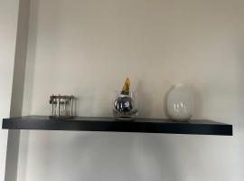 Ferienwohnung Müritz-Blick，位于瓦伦的酒店