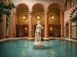 莫科尼帕莱斯Spa酒店，位于巴特维尔德巴德的酒店