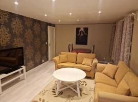 cozy apartment for holidays and short trips，位于Gjerdrum的酒店