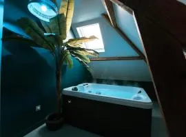 GJ Holiday Escapes - Suite maison Ralph - étage indépendant avec jacuzzi