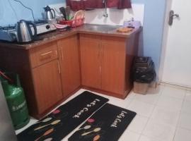 Comfy 1 bedroom Apartment，位于Kericho的住宿