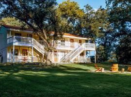 Hacienda del Rio，位于新布朗费尔斯的酒店