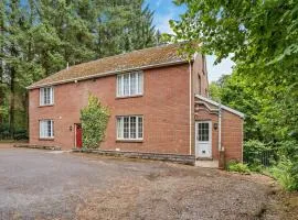 3 Bed in Cwmtaf oc-p32979