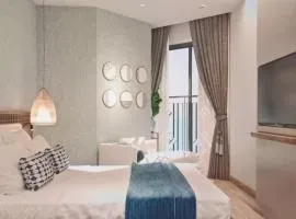 Amora Ocean Suites Beach