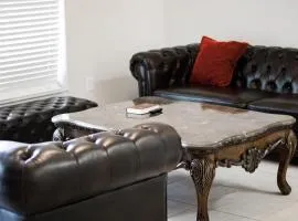 Cozy 3-BR Villa in Sun n Lake