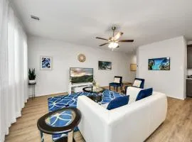 Stylish 3Bedroom Oasis Near Katy Mills