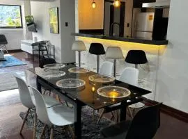 Amplio y Moderno Apartamento Urb Las Tapias